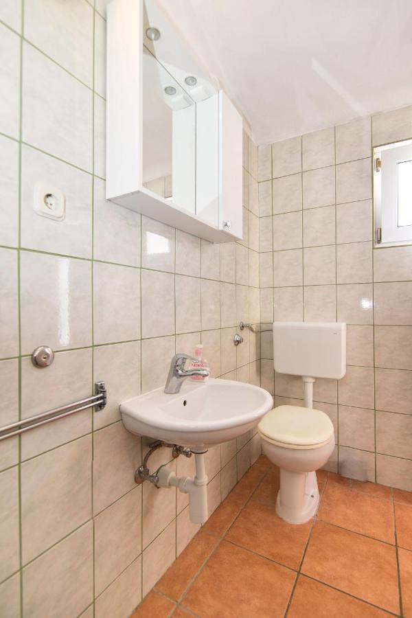מרינה Apartments Bj חדר תמונה
