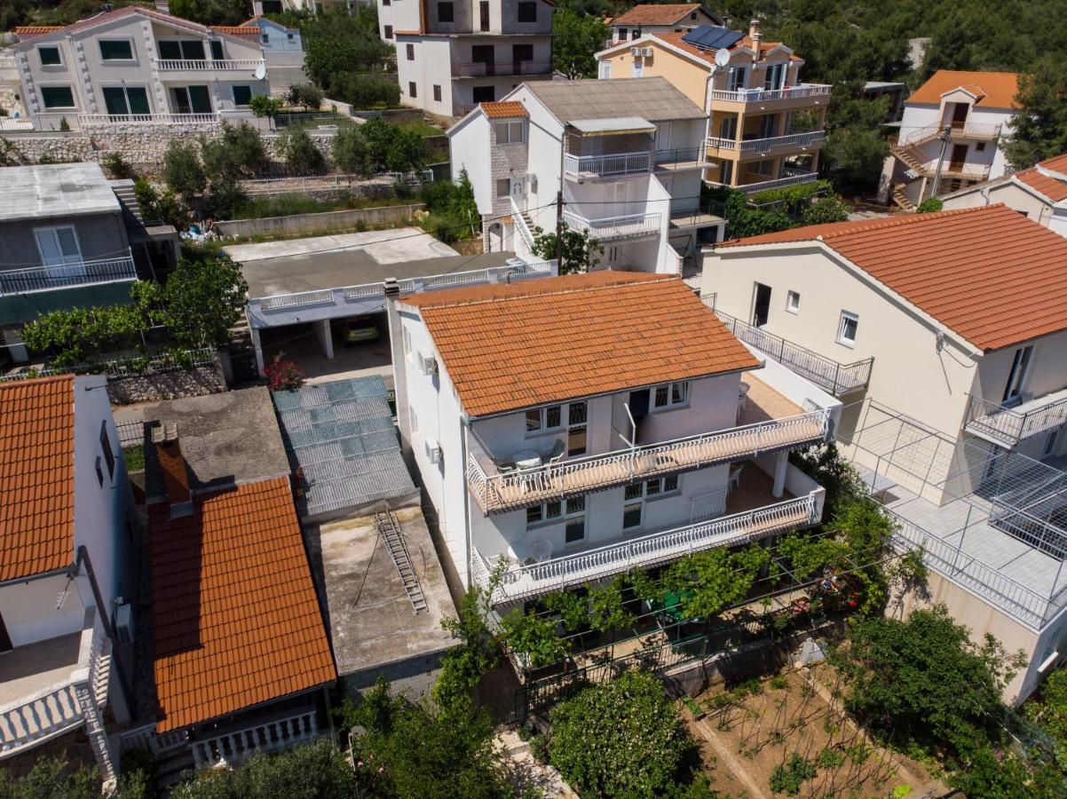 מרינה Apartments Bj מראה חיצוני תמונה
