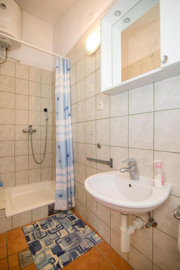 מרינה Apartments Bj חדר תמונה